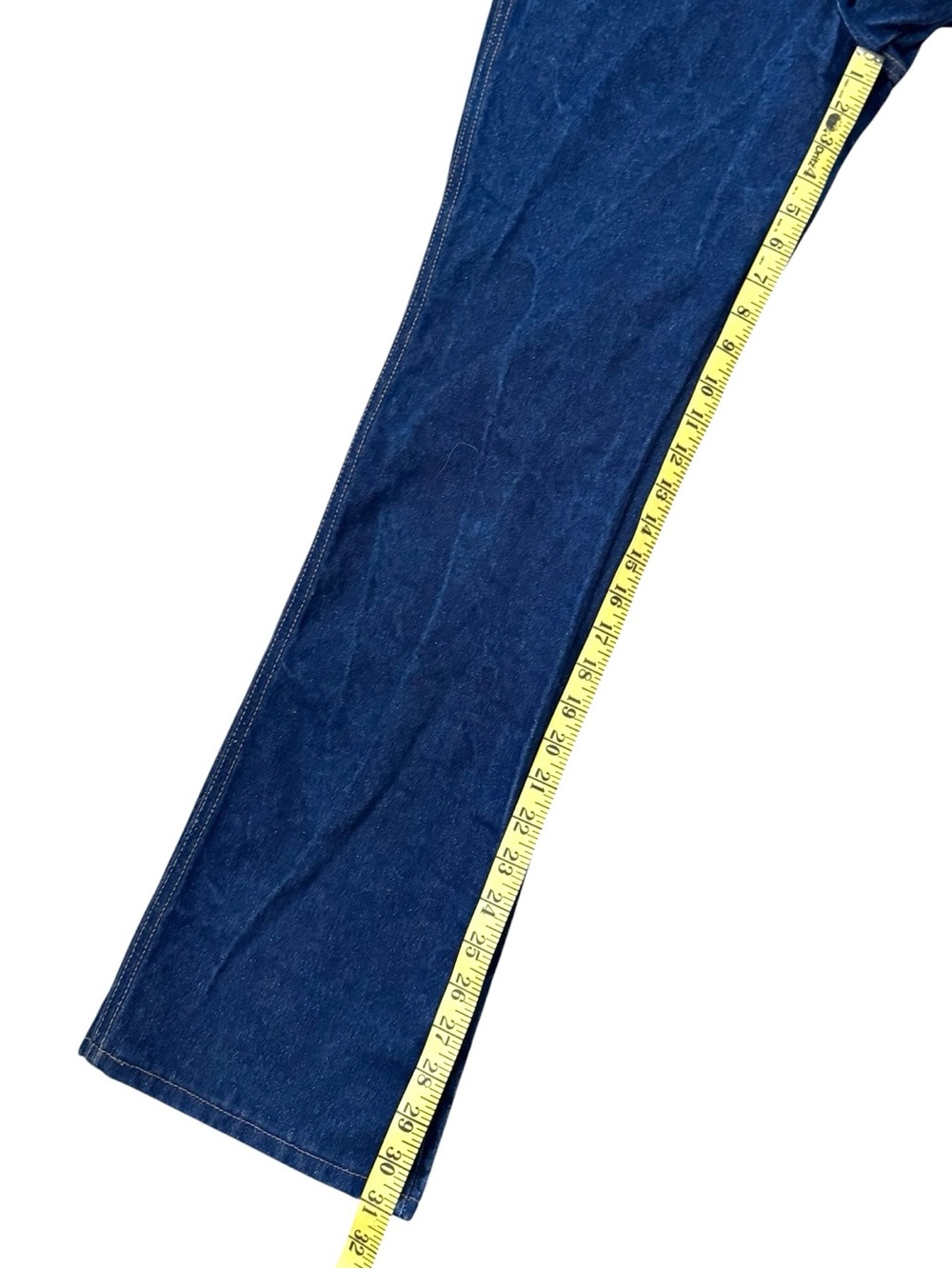 VTG 2002 Wrangler 945NAV Cowboy Cut Rigid Jeans 33x32 Fits 30x31 USA Dark Wash - Picture 13 of 13